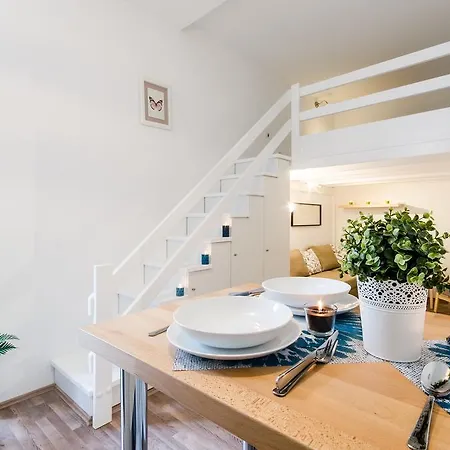 Peppers - Downtown Apartment